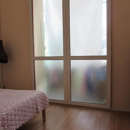 Varna Apartment Close To The Sea / Варна, Апартамент Близо До Морето דירה וארנה